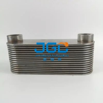 খননকারী EC240 EC290 ইঞ্জিন যন্ত্রাংশ তেল কুলার VOE20450897 20715681 কোর