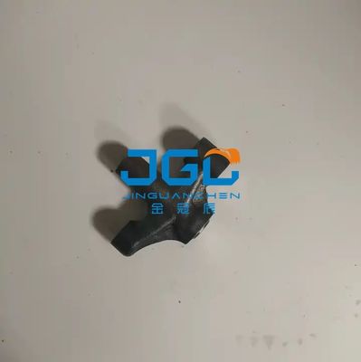J08E J05E এক্সকাভেটর ইঞ্জিনের জন্য যান্ত্রিক আনুষাঙ্গিক রকার ক্রস VH137061080A
