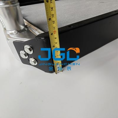 এক্সকাভেটর এক্সেসরিজ E320B ওয়াটার ট্যাঙ্ক রেডিয়েটর ইঞ্জিনিয়ারিং মেশিনারি এক্সেসরিজ