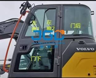 EC75D Excavator Sunroof সামনের এবং পিছনের উইন্ডোজ বাম এবং ডান বাহু উইন্ডোজ