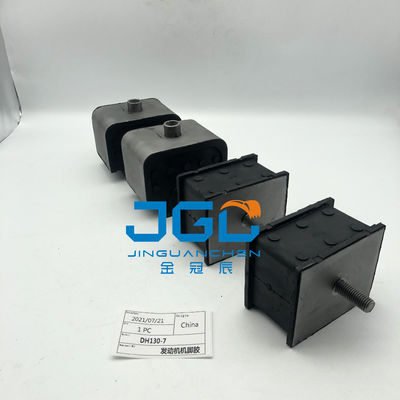Excavator Parts Doosan Daewoo DH130-7 ইঞ্জিন ফুট রাবার শকপ্রুফ আঠালো।