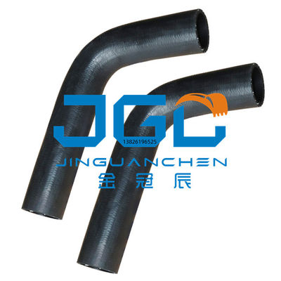 Excavator E200B E120 রাবার পায়ের পাতার মোজাবিশেষ উপরের এবং নীচের রেডিয়েটর জল পায়ের পাতার মোজাবিশেষ 964188 জল পায়ের পাতার মোজাবিশেষ পাইপ