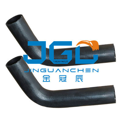 Excavator E200B E120 রাবার পায়ের পাতার মোজাবিশেষ উপরের এবং নীচের রেডিয়েটর জল পায়ের পাতার মোজাবিশেষ 964188 জল পায়ের পাতার মোজাবিশেষ পাইপ
