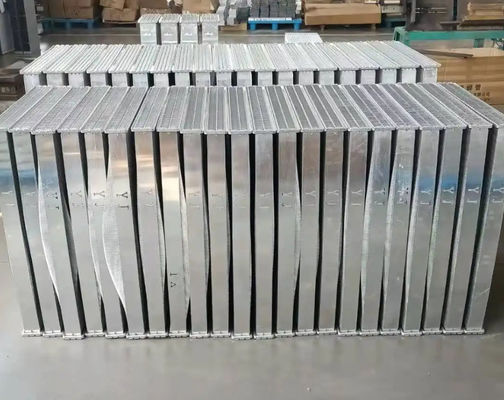 Excavator Radiator ZAX350 অ্যালুমিনিয়াম উপাদান উচ্চ মানের দ্রুত ডেলিভারি