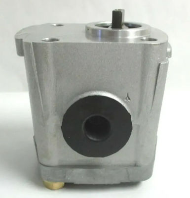 67980-36100 OEM হাইড্রোলিক পাম্প D722 D782 GPO-100 Excavators জন্য ইঞ্জিনিয়ারিং যন্ত্রপাতি ইঞ্জিন