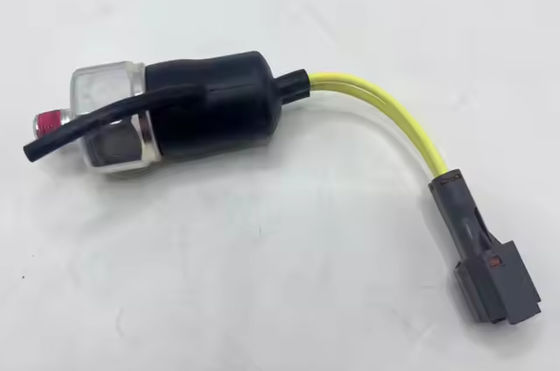 1-82410170-1 তেল চাপ সেন্সর 6HK1 ইঞ্জিন ZX300 Sany 305 335 Excavator জন্য