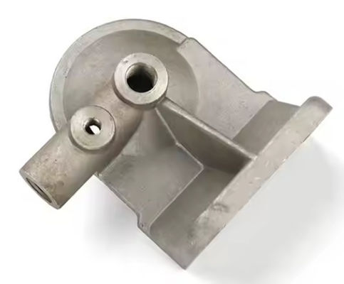 উচ্চ মানের PC200-6 PC300-6 খননকারীর খুচরা যন্ত্রাংশ ফুয়েল ফিল্টার হেড 6114-71-6210 6138-71-6110