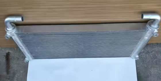 উচ্চ মানের হাইড্রোলিক তেল কুলার এক্সকাভেটর জল রেডিয়েটর 4650353 মডেল ZAX200-3 ZAX210-3 নির্মাণ যন্ত্রাংশ এর জন্য